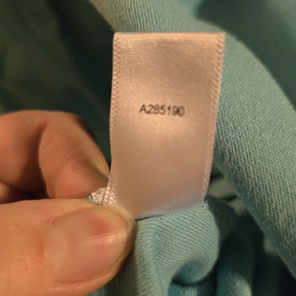 Quacker Factory Light Blue V-Neck Top - Picture 7 of 7